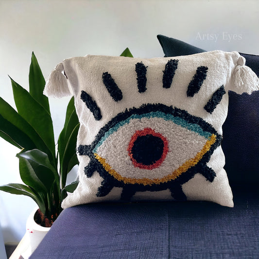 Dreamy Eyes (Tufted)